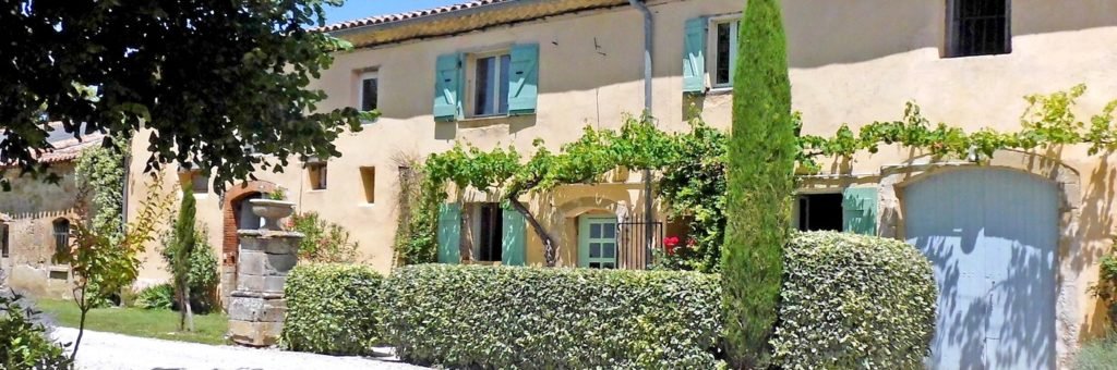 Saint-Jean-des-Plats Vérifiez vite nos disponibilités pour votre prochain séjour