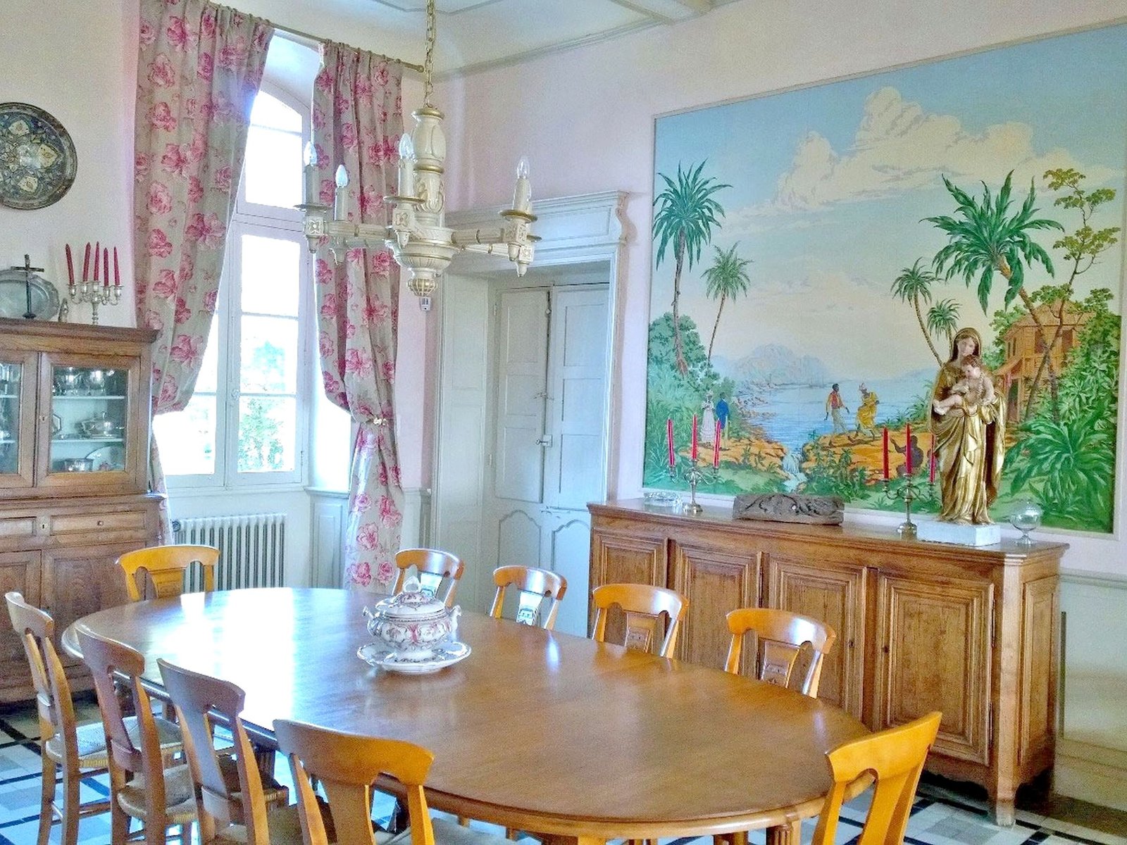 Saint-Jean-des-Plats Séjournez dans un château familial du XVIIIème siècle rien que pour vous