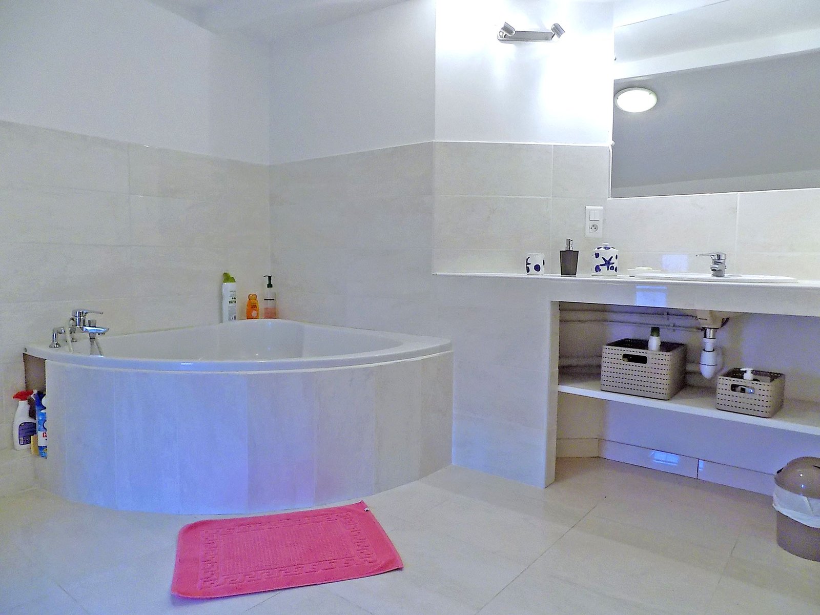 Saint-Jean-des-Plats Séjournez dans un château familial du XVIIIème siècle rien que pour vous